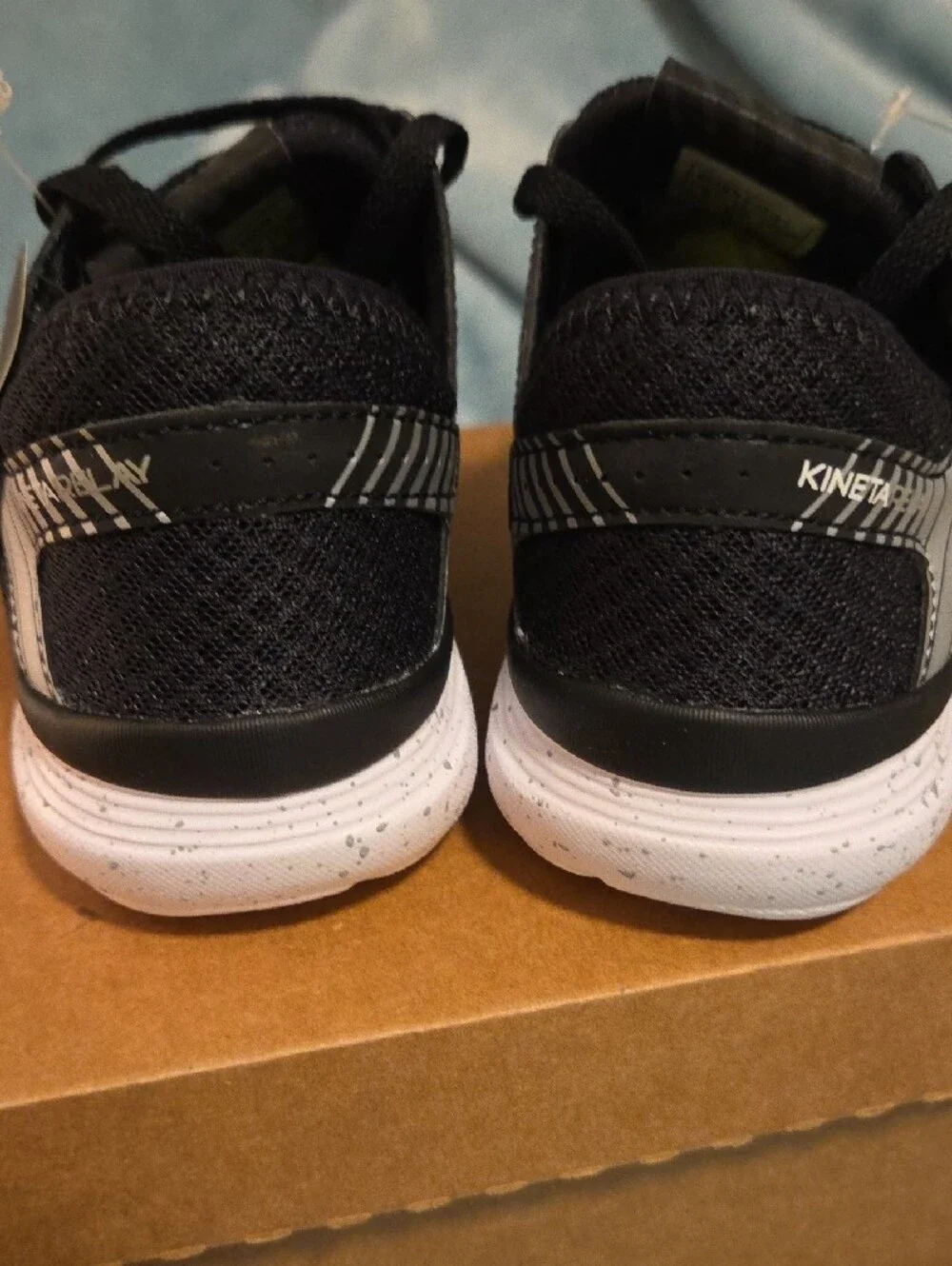 Saucony Women’s Black and White Form2U Memory Foam Athletic Sneakers